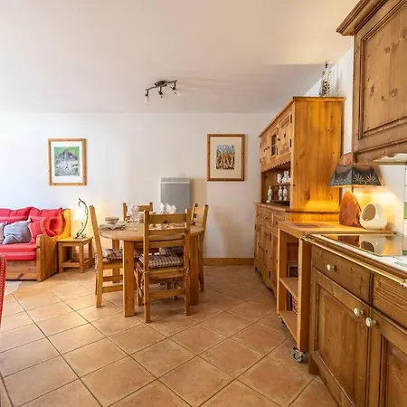 A7 - 2 Bedroom, Well-equipped